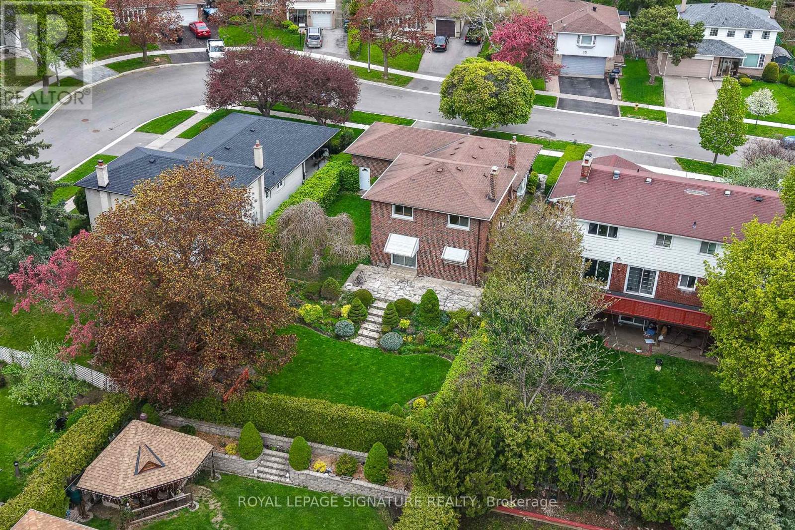 14 Logstone Crescent Property Photo 45