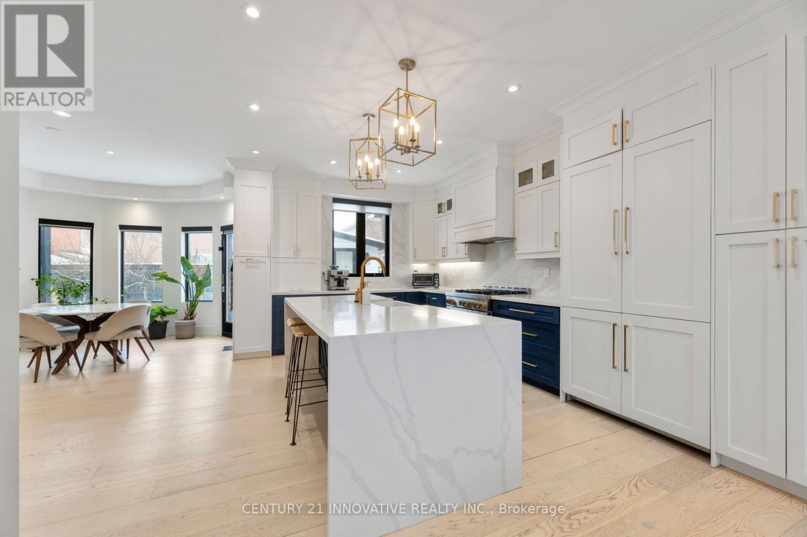 6 Devonridge Crescent Property Photo 12