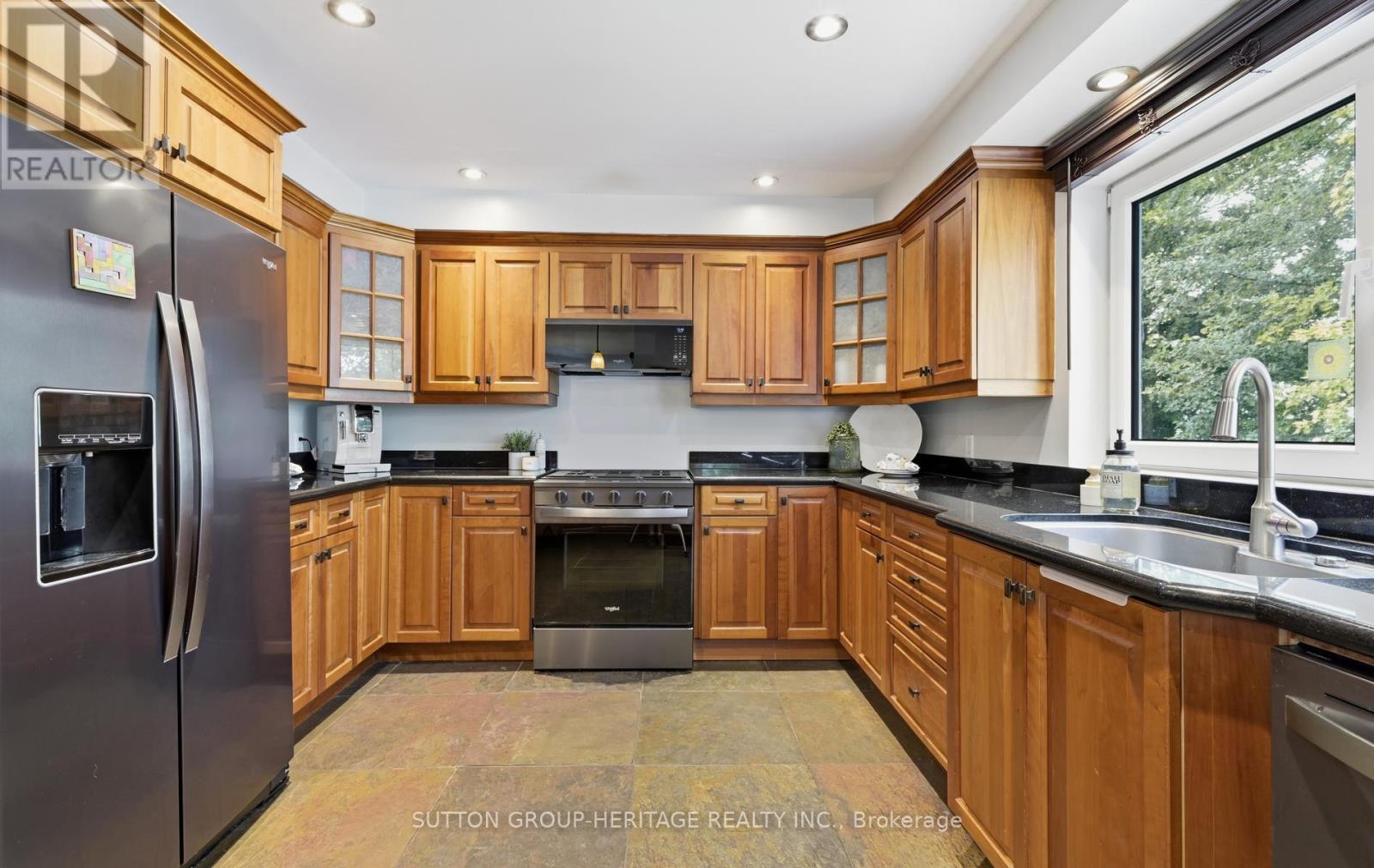 62 Lakeside Beach Road Property Photo 9