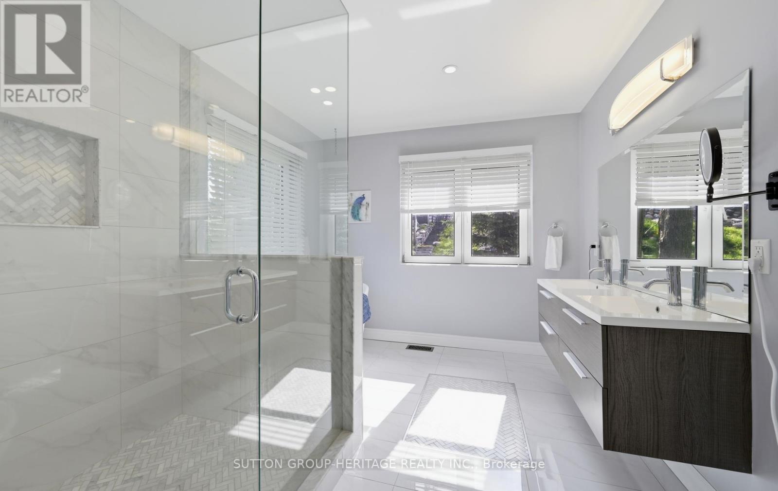 62 Lakeside Beach Road Property Photo 16