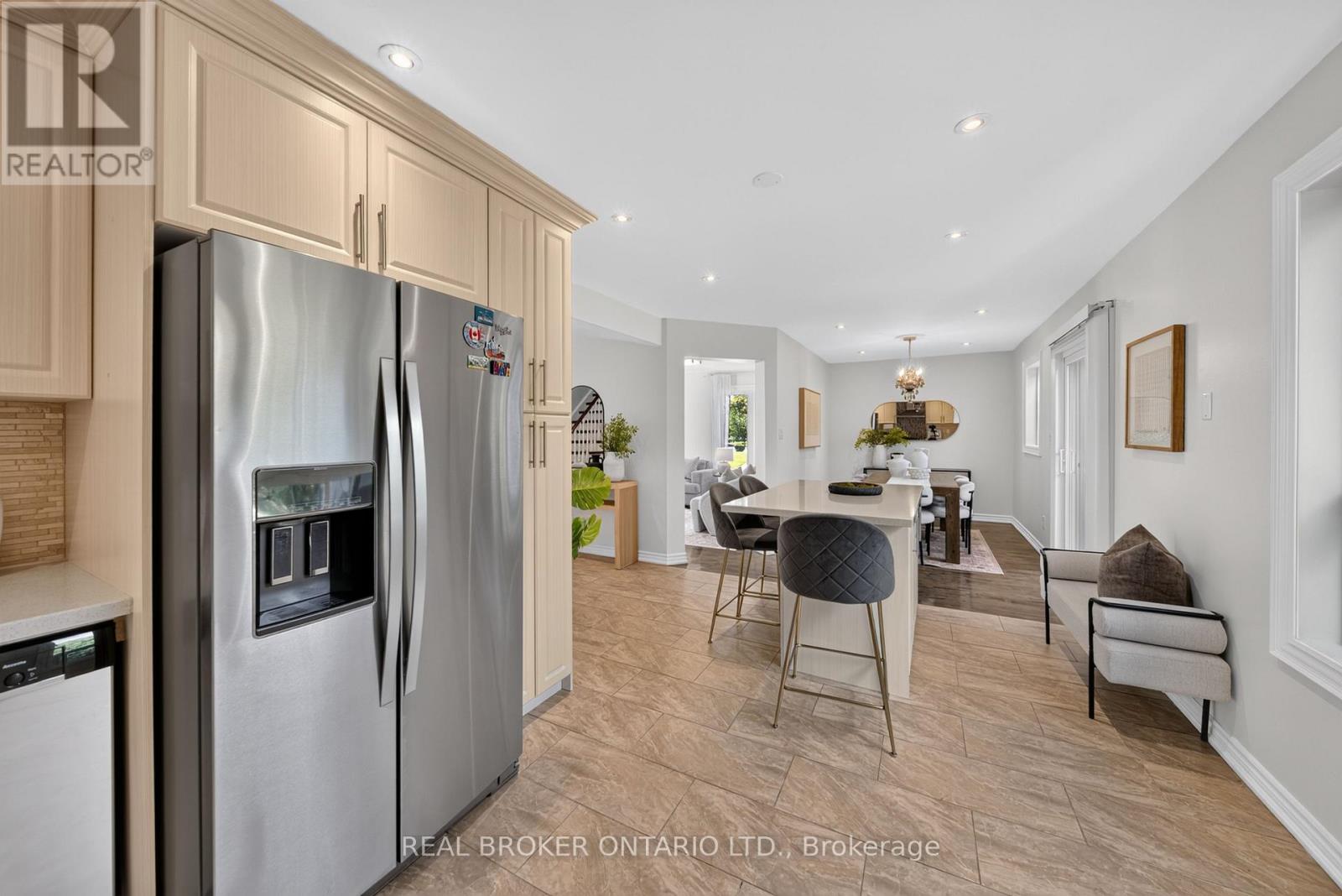 63 Eric Clarke Drive Property Photo 9