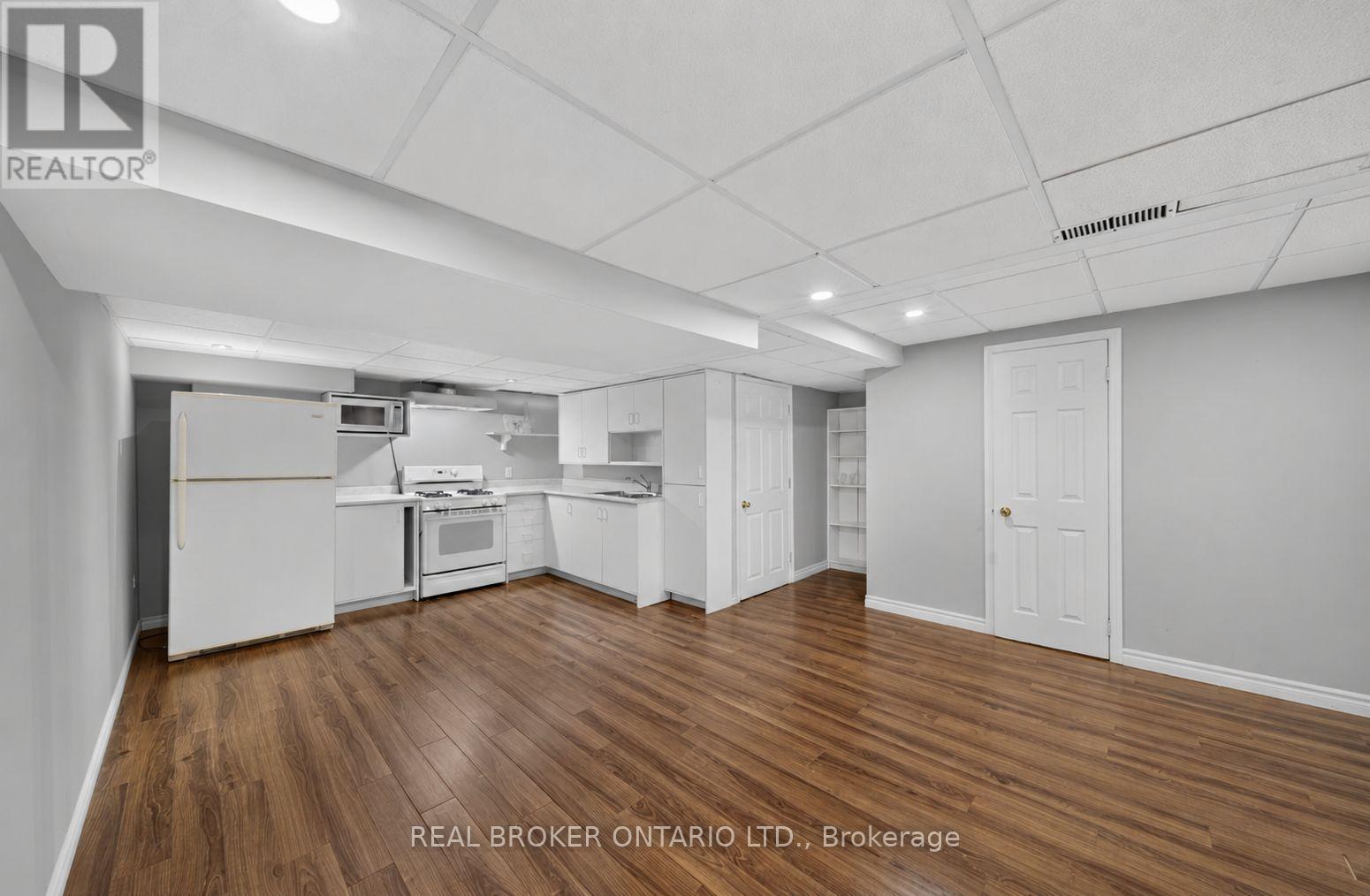 63 Eric Clarke Drive Property Photo 27