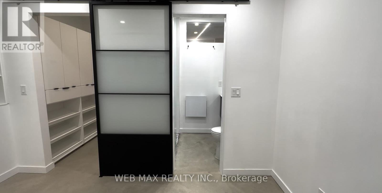2 - 173 Milverton Boulevard Property Photo 9
