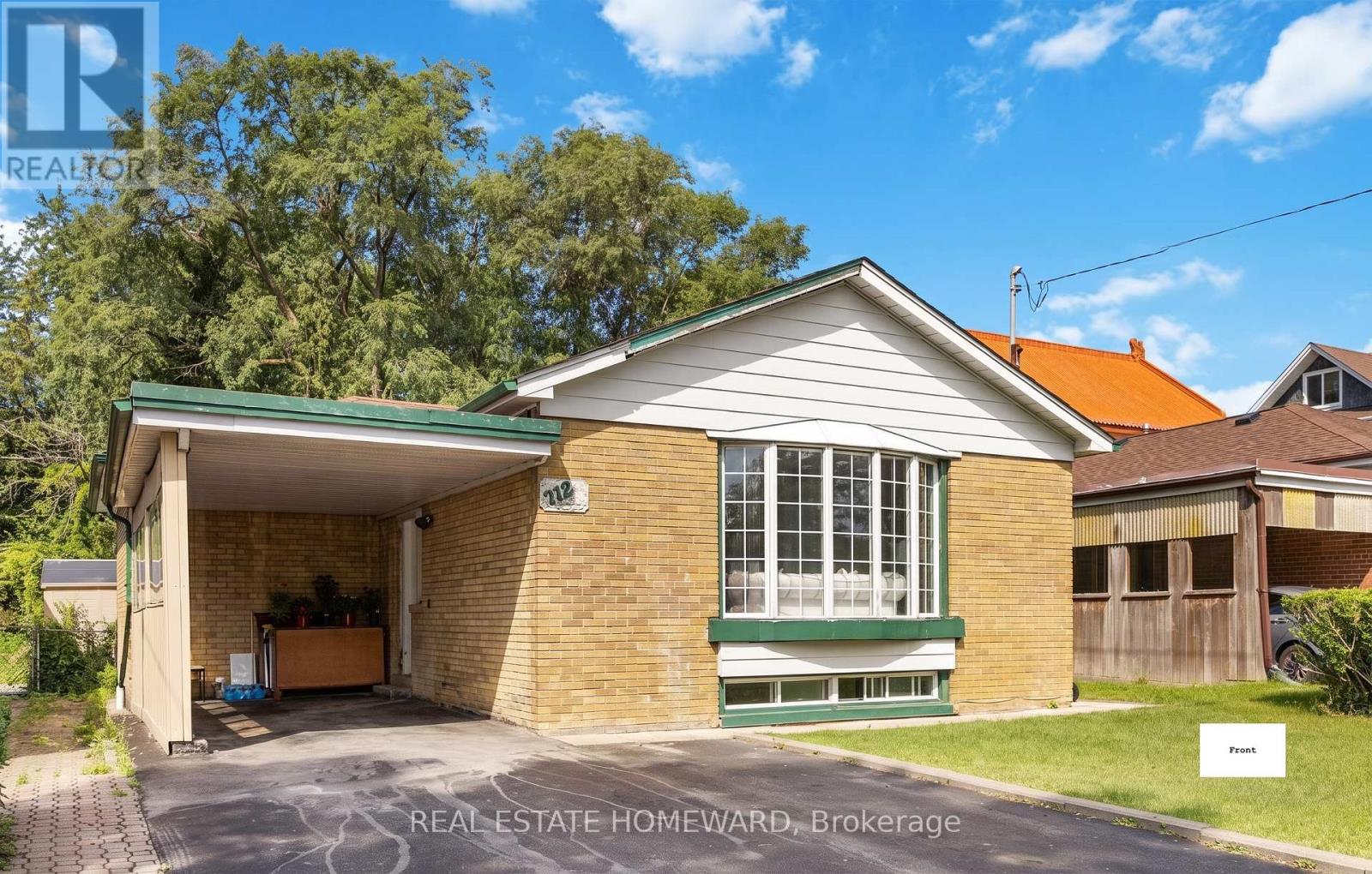 712 Brimley Road Property Photo 1