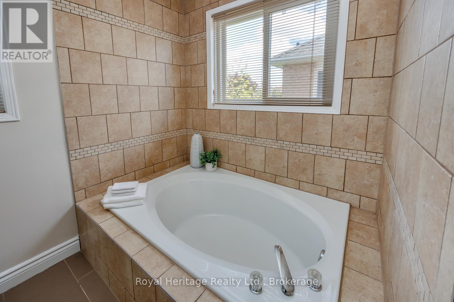 16 Donald Wilson Street Property Photo 24