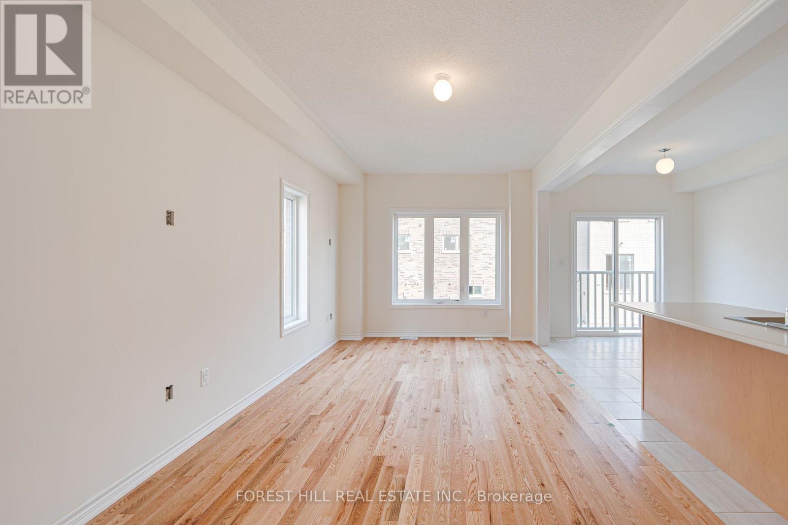 2429 Angora Street Property Photo 3