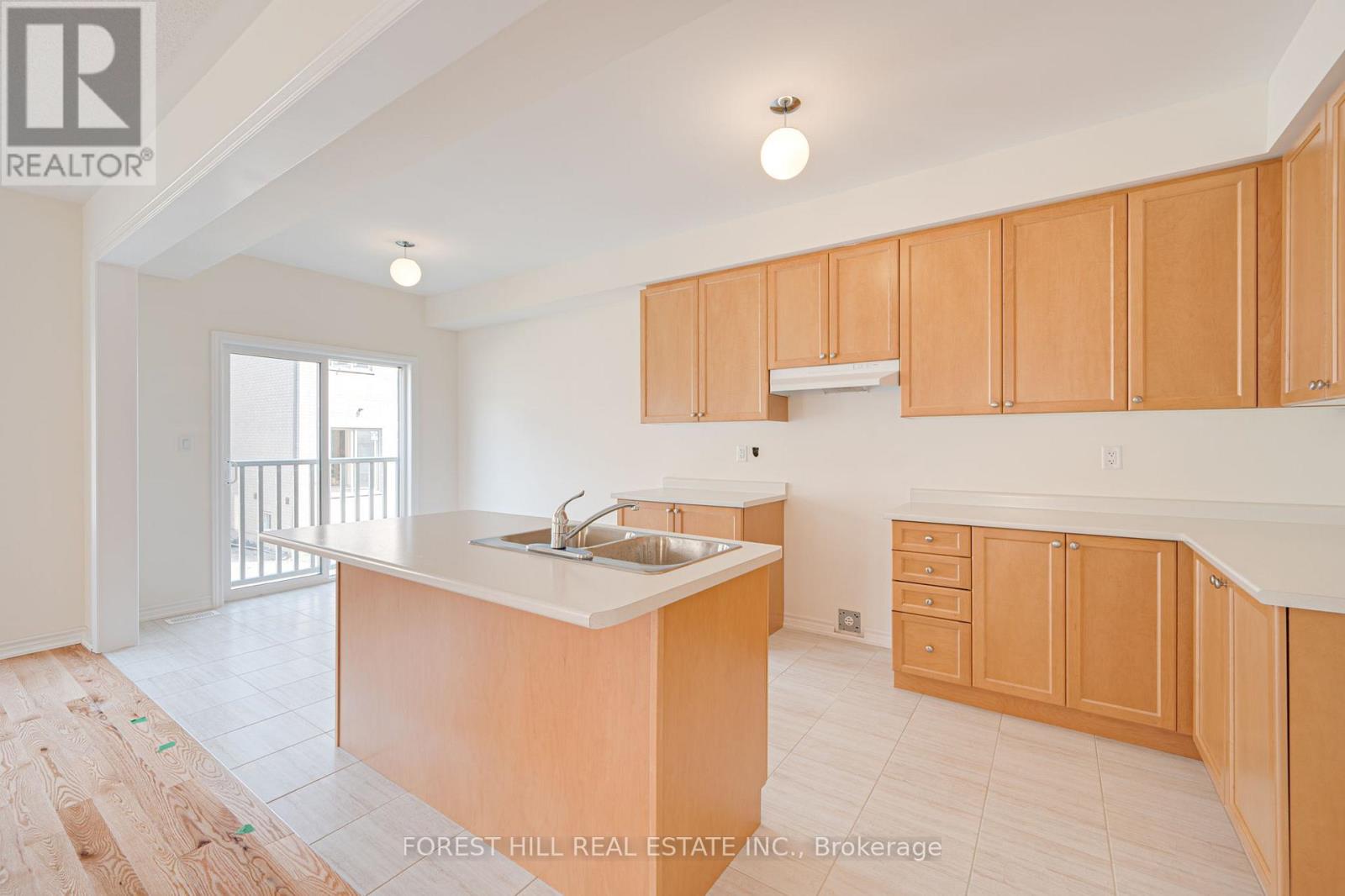 2429 Angora Street Property Photo 5