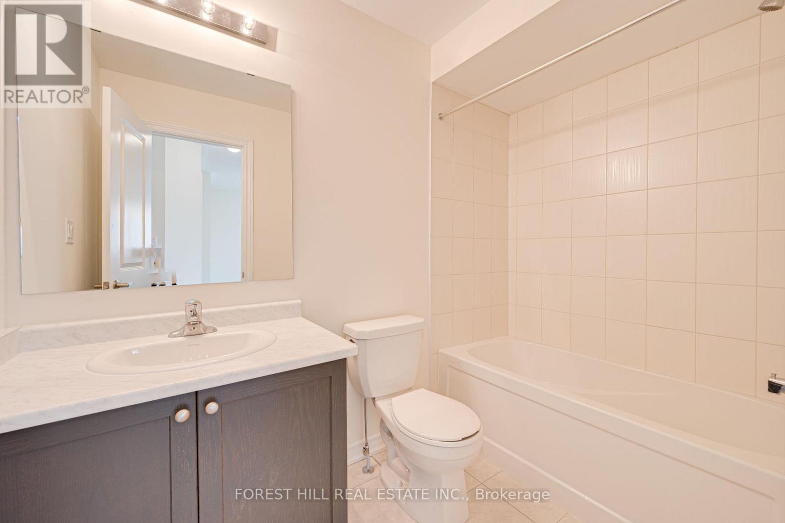 2429 Angora Street Property Photo 9