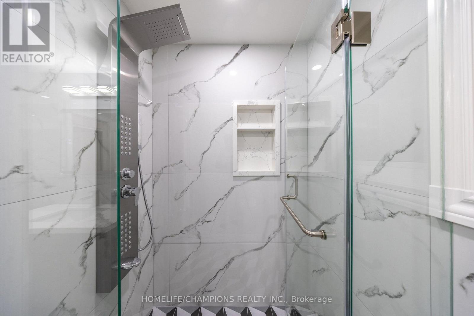 1083 Birchmount Road Property Photo 11