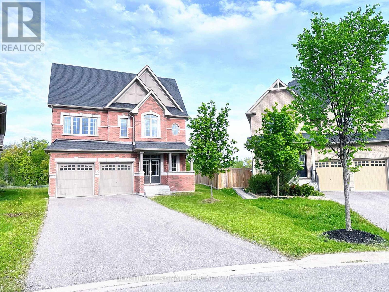 2481 Bandsman Crescent Photo de la propriété 1