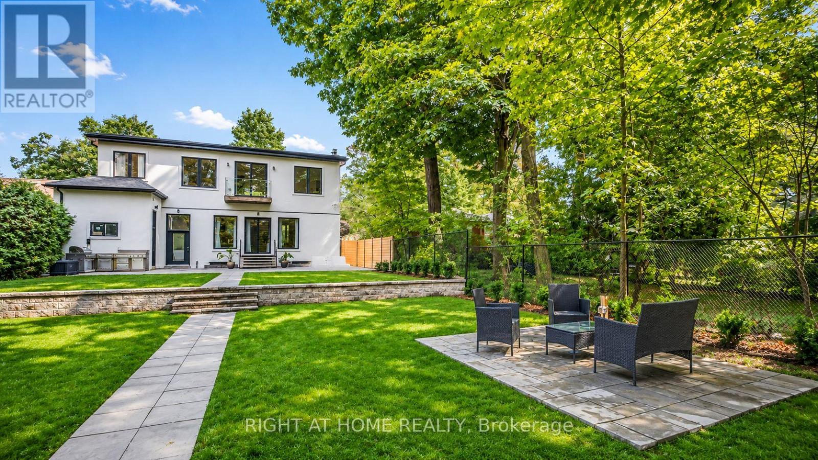 64 Larwood Boulevard Photo de la propriété 1
