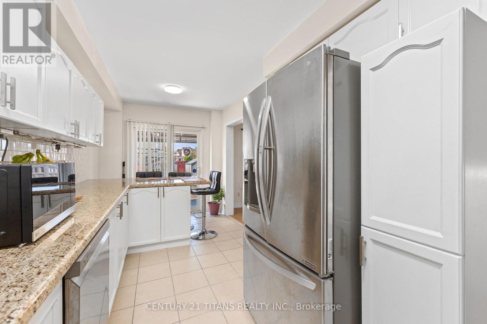 69 Rampart Crescent Property Photo 16