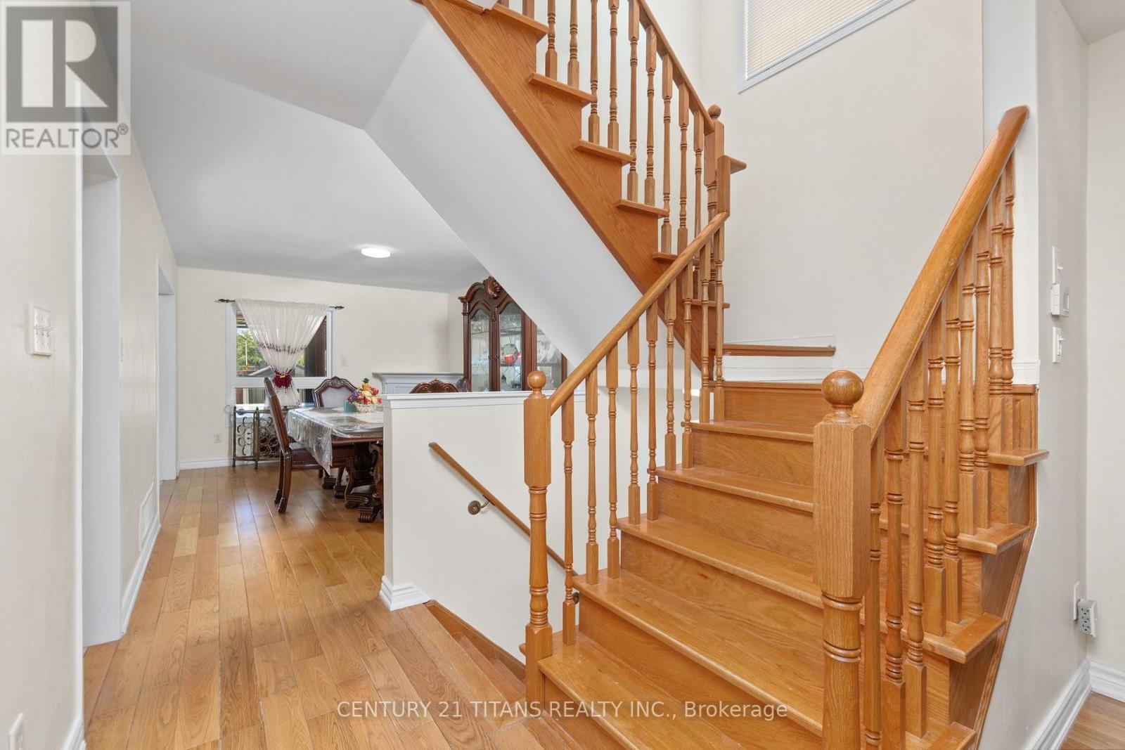 69 Rampart Crescent Property Photo 20