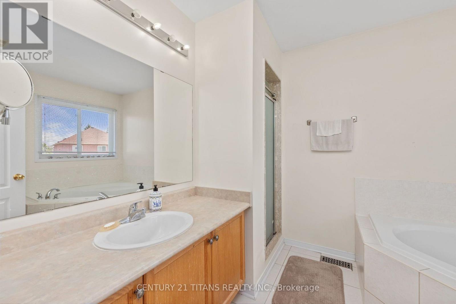 69 Rampart Crescent Property Photo 24