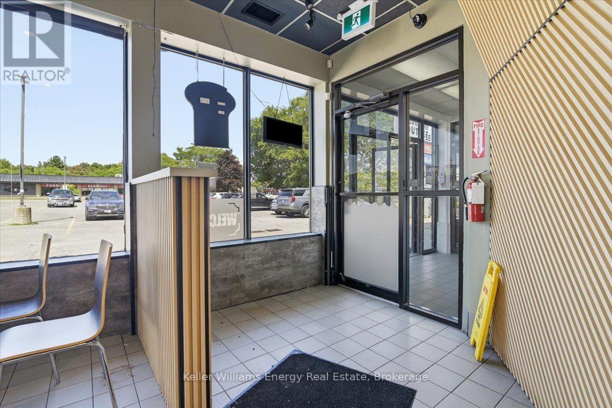 B1 - 1540 Dundas Street E Property Photo 4