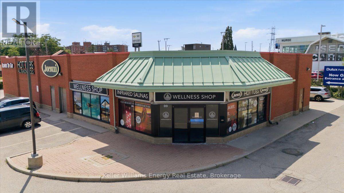 D3 - 1540 Dundas Street E Property Photo 1
