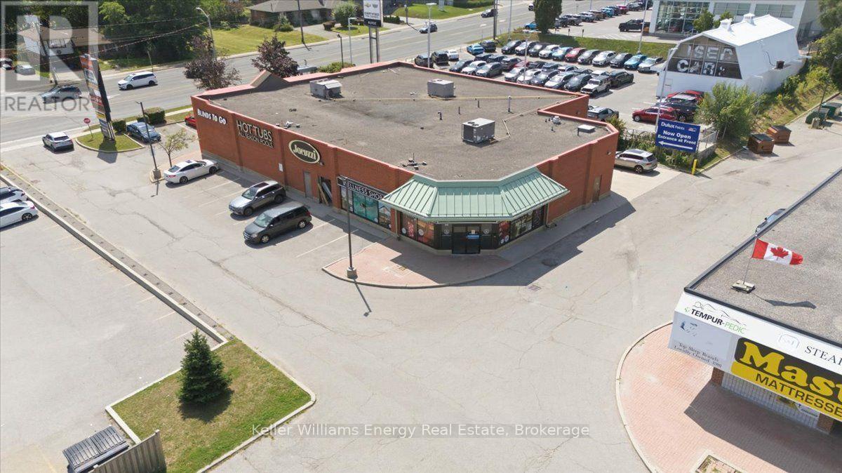 D3 - 1540 Dundas Street E Property Photo 17