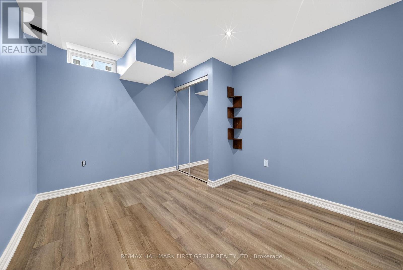 121 Blackwell Crescent Property Photo 36