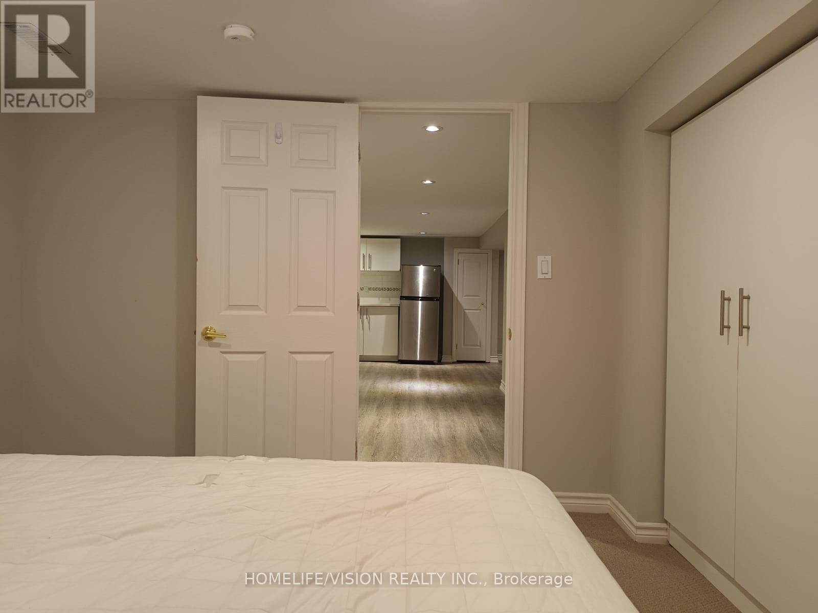BASEMENT - 80 BINSWOOD AVENUE