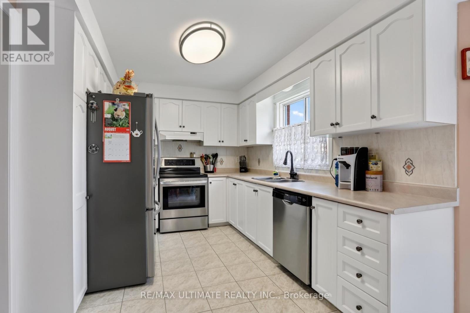 60 Devonridge Crescent Property Photo 16