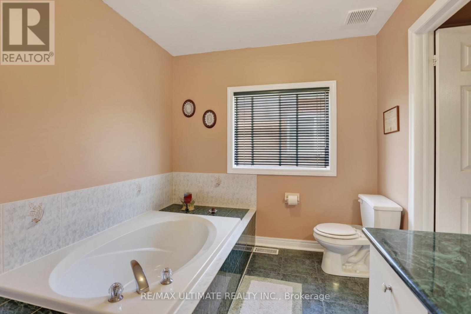 60 Devonridge Crescent Property Photo 25