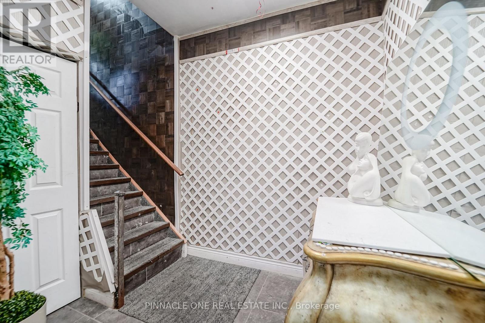 51b King Street E Property Photo 15