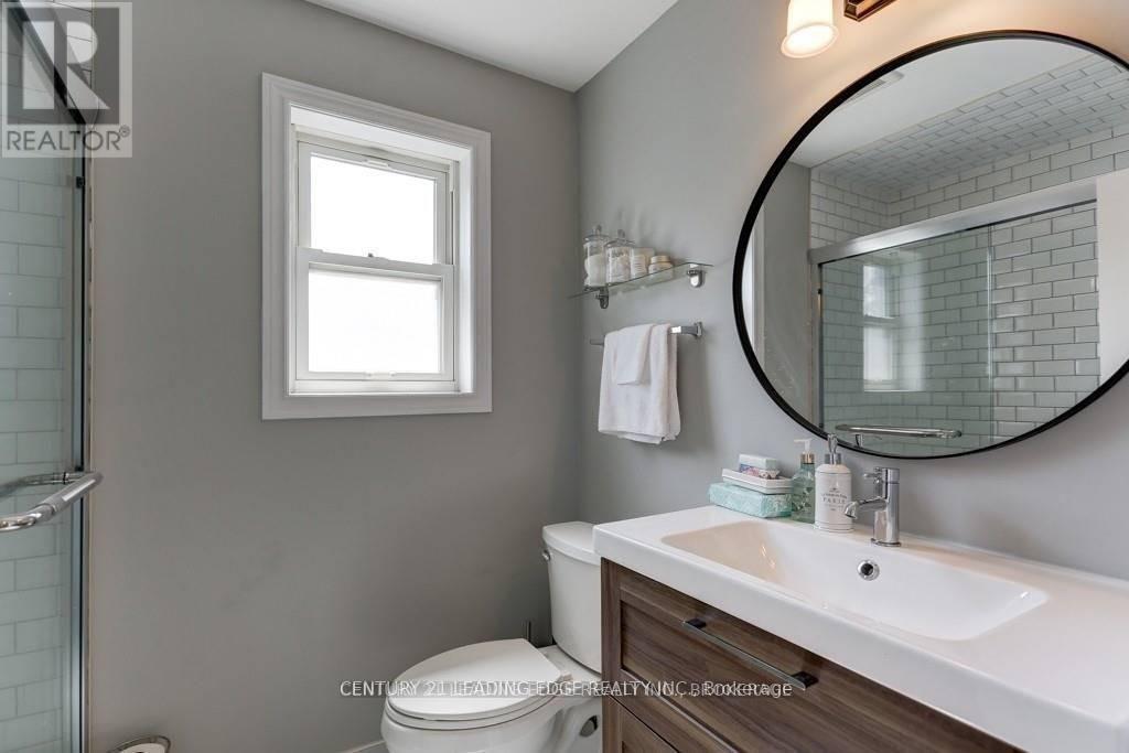 Main - 27 Ionview Drive Property Photo 20