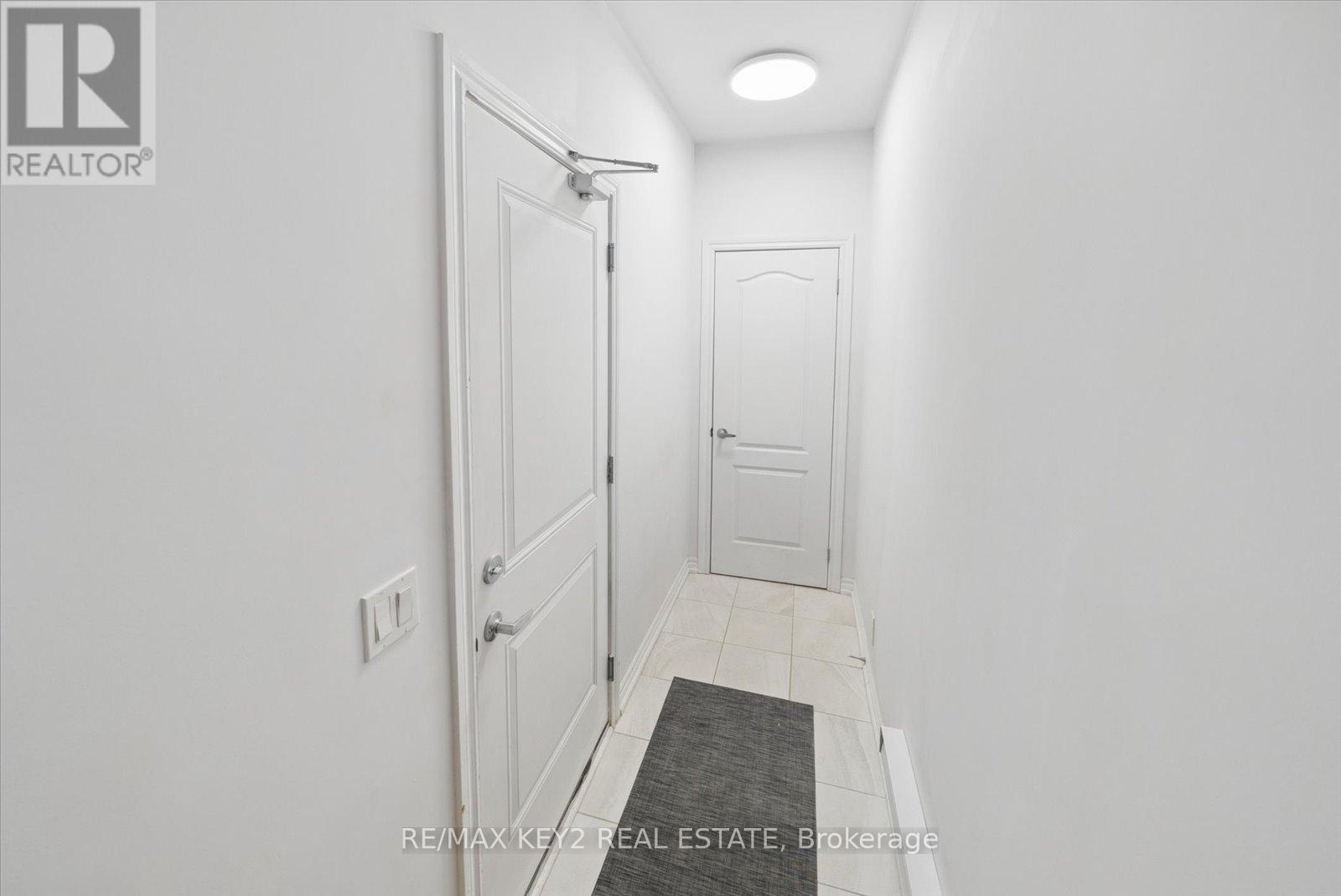 23 - 2500 Hill Rise Court Property Photo 27