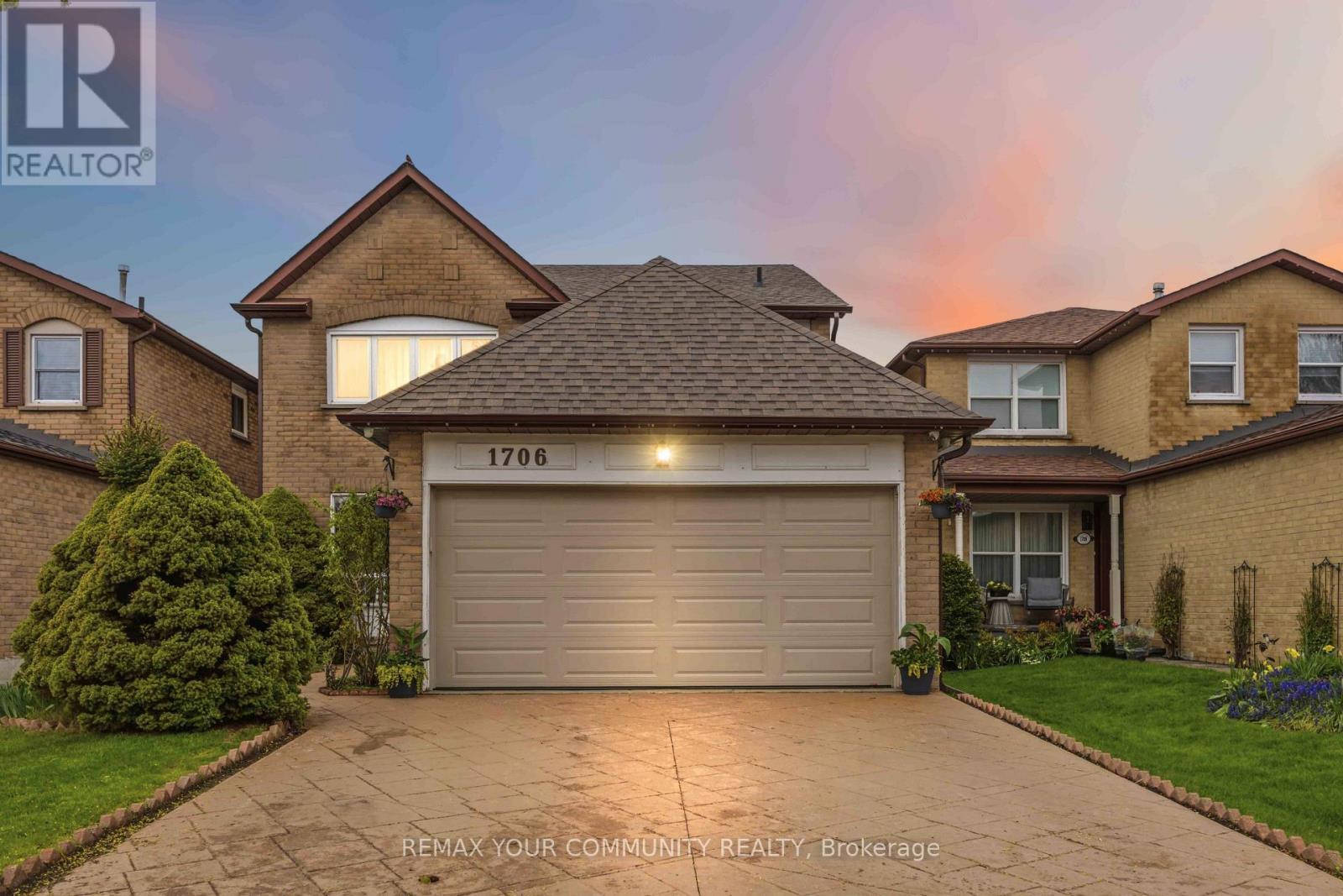 1706 Woodside Lane Property Photo 1