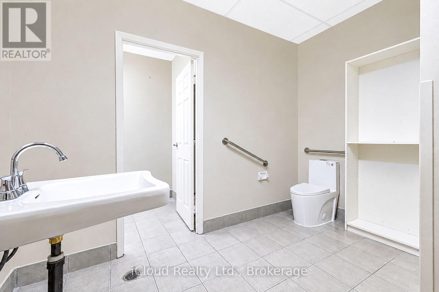 1220 Ellesmere Road Property Photo 19