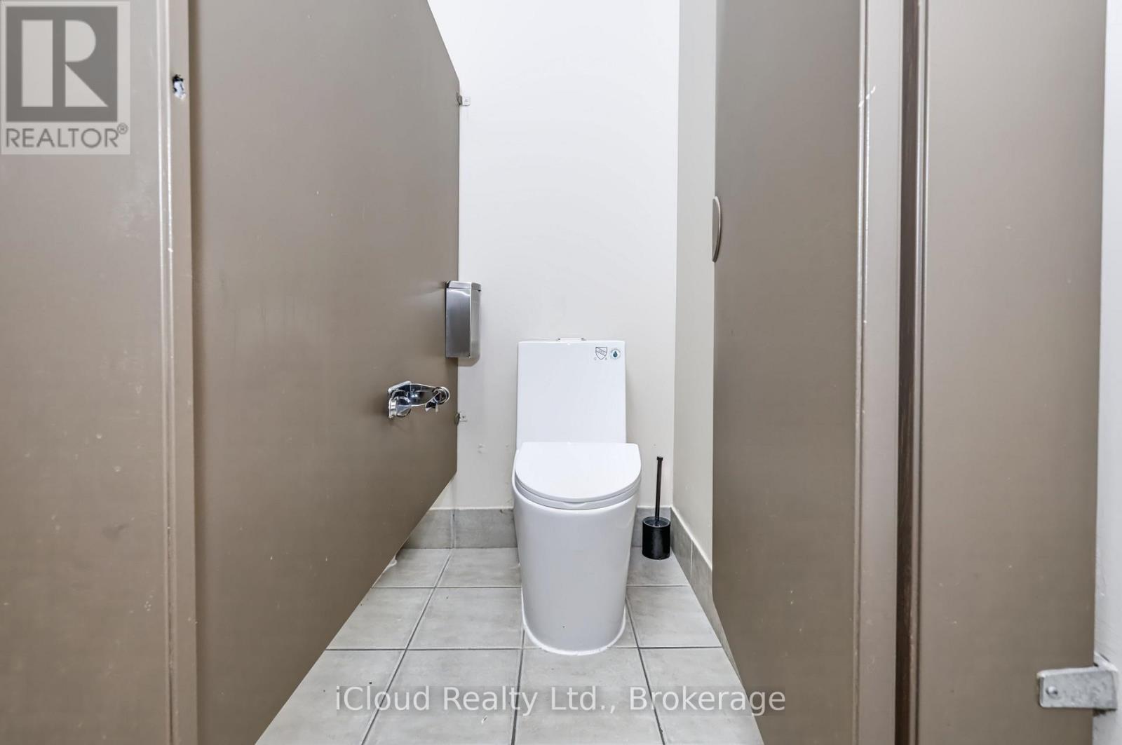 1220 Ellesmere Road Property Photo 32