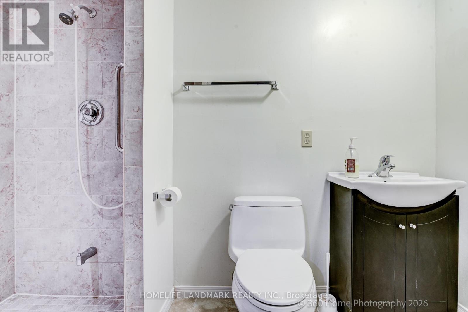 3 - 736 Kingston Road Property Photo 5