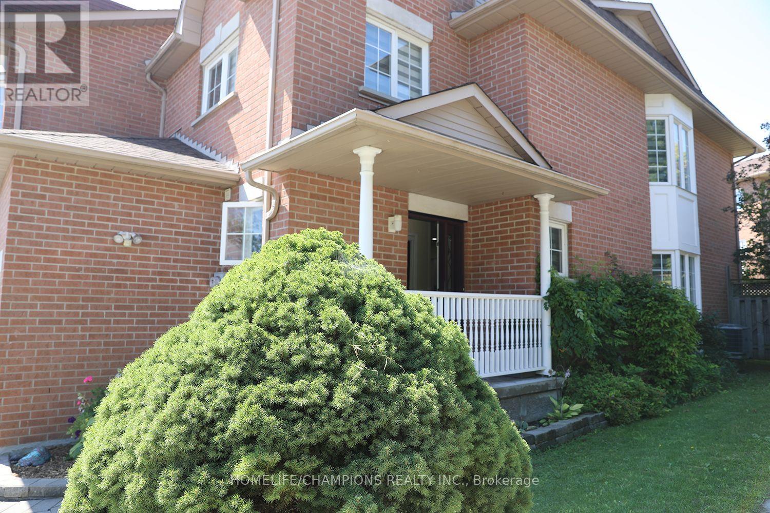16 Echo Glen Road Property Photo 2