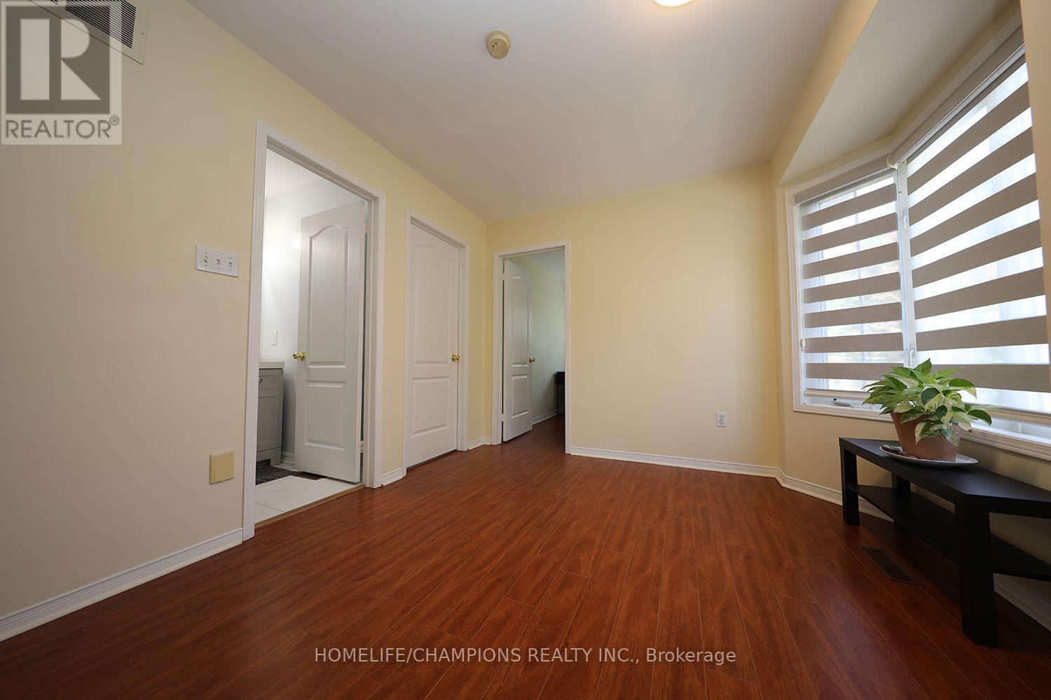 16 Echo Glen Road Property Photo 13