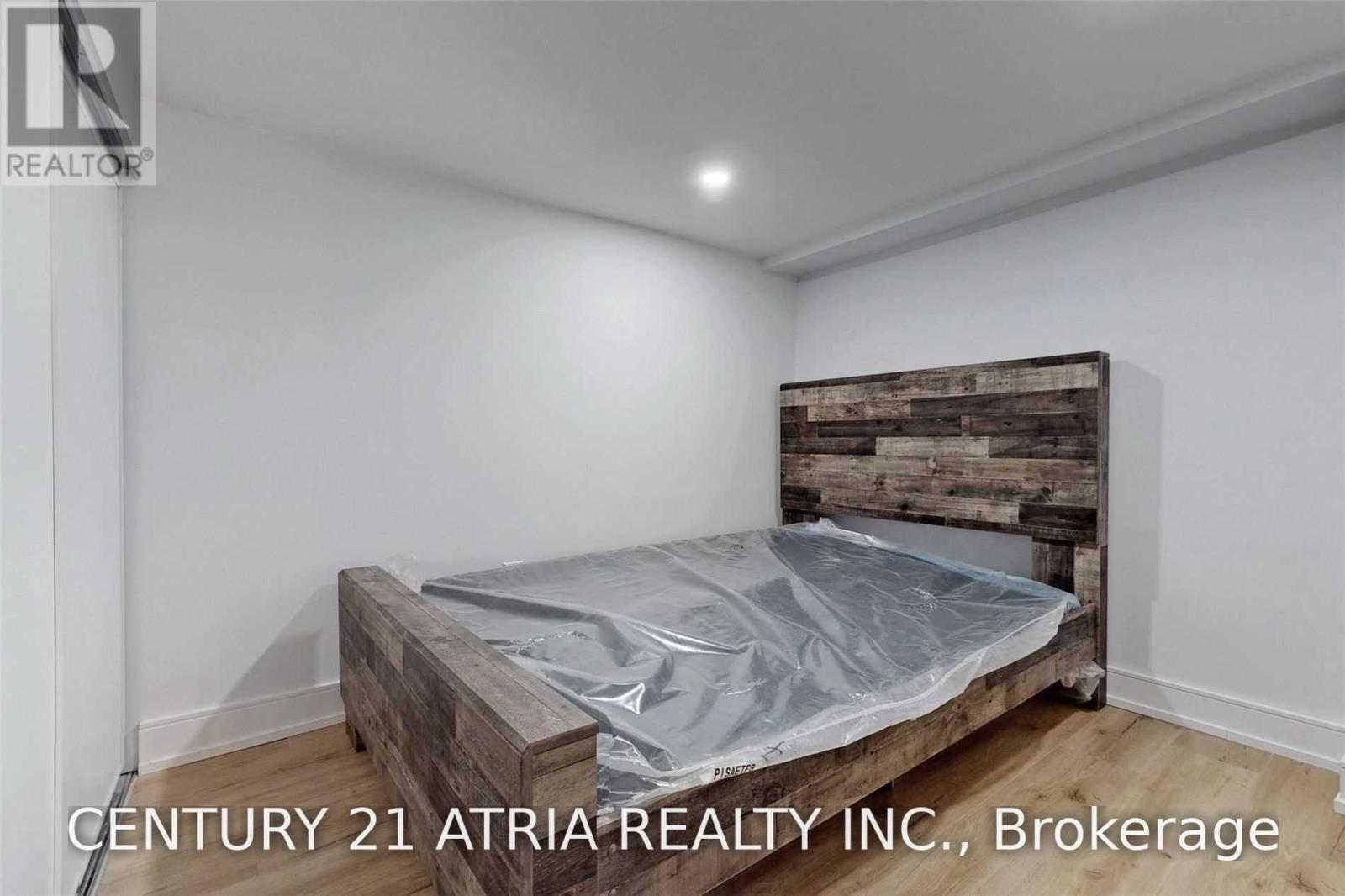75 Medland Avenue Property Photo 37