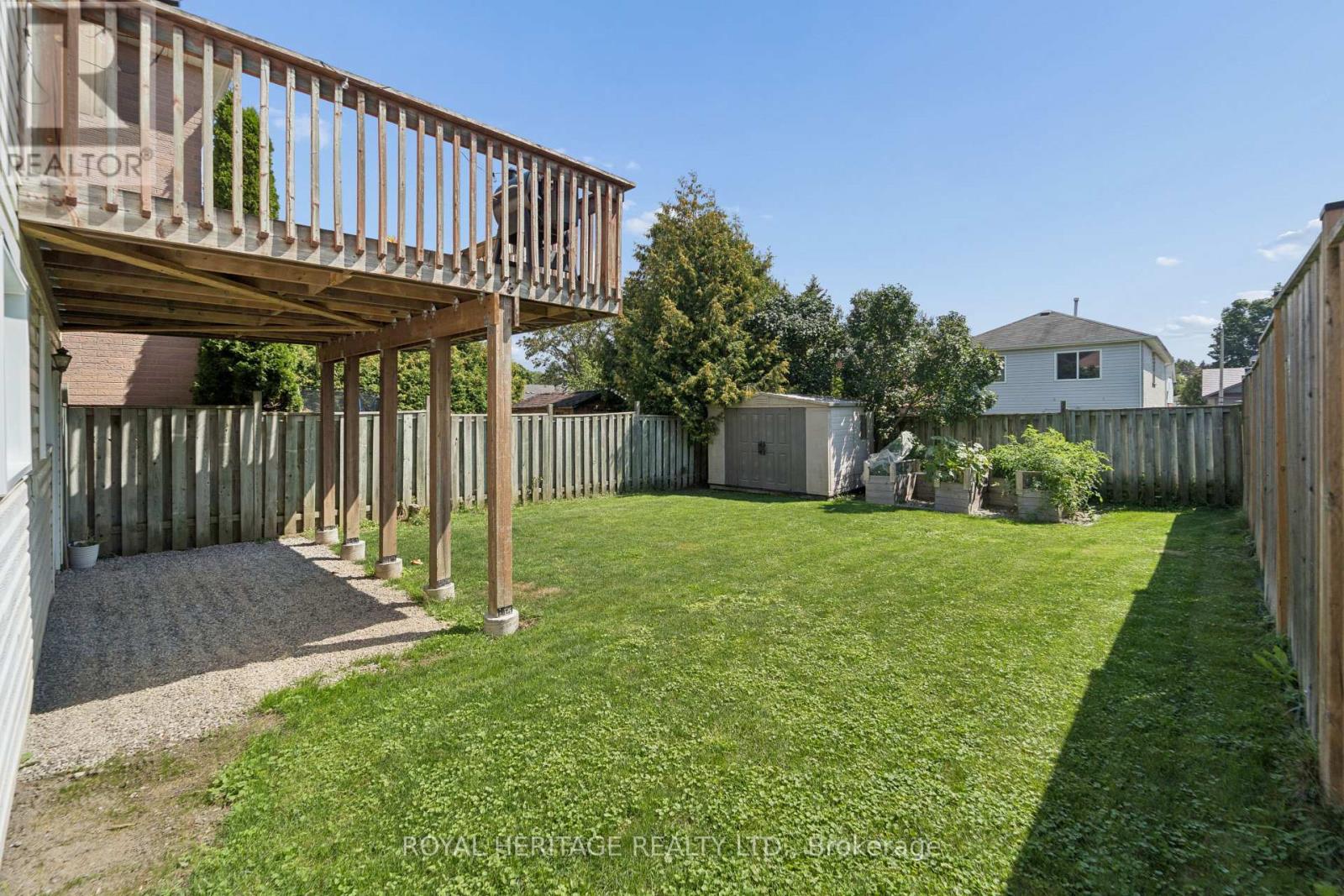 28 Glanville Crescent Property Photo 22