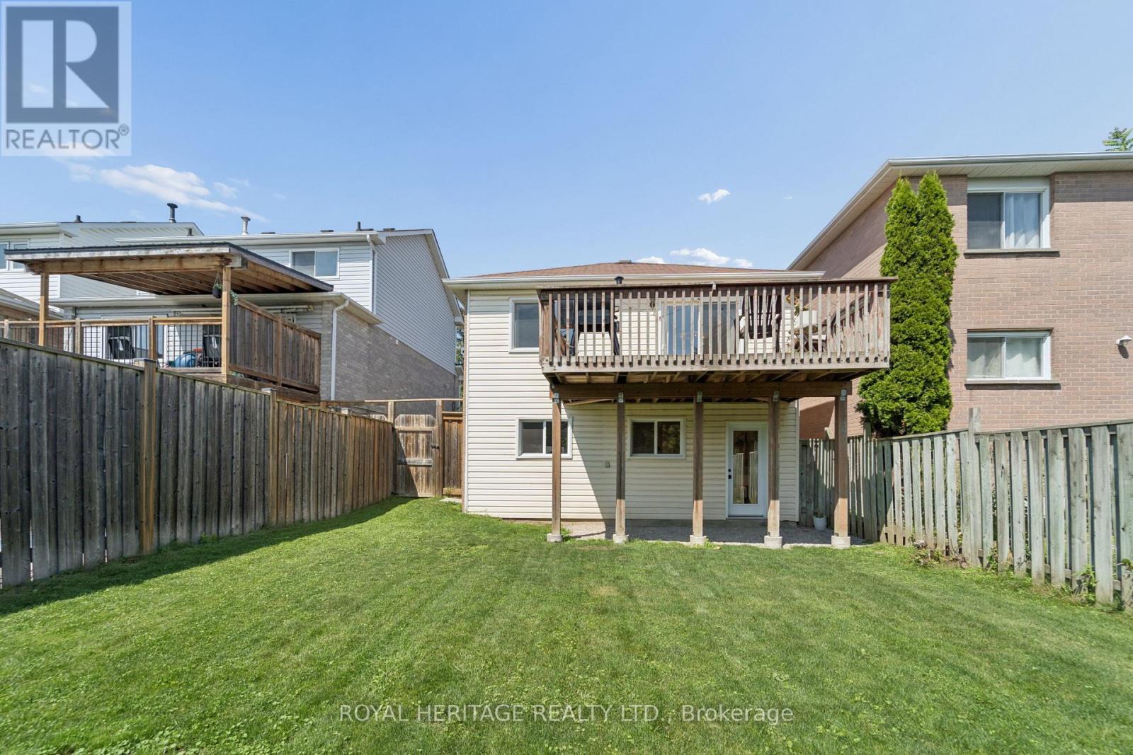 28 Glanville Crescent Property Photo 23