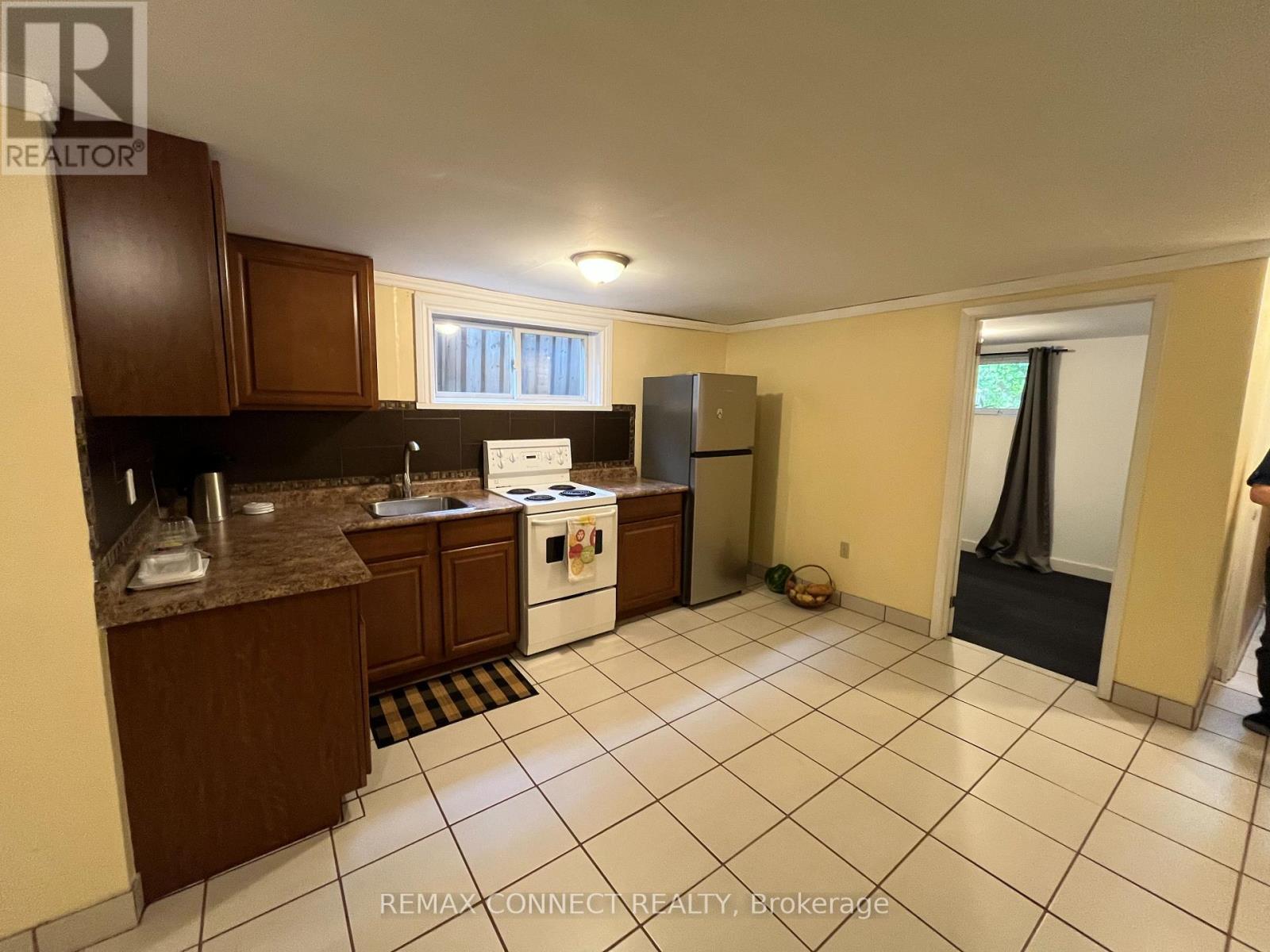 2 Hapley Drive Property Photo 6