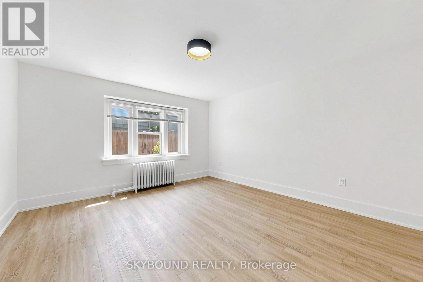 16 - 1165 Kingston Road Property Photo 2