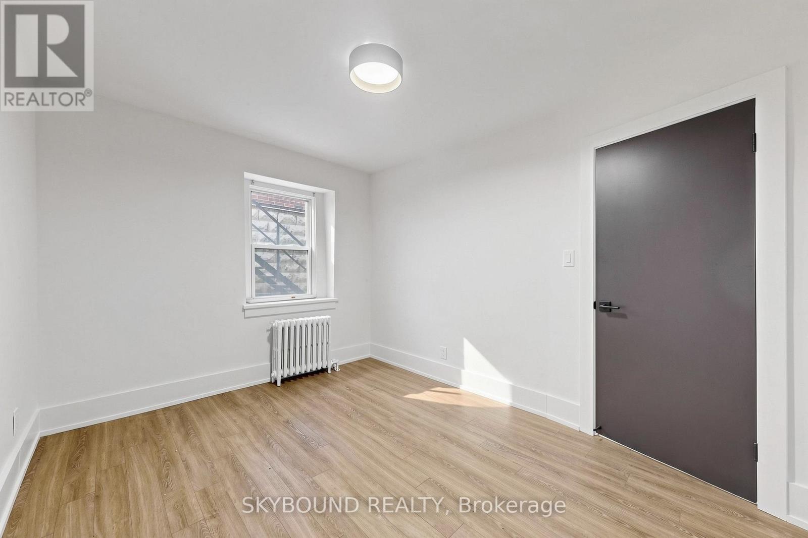 16 - 1165 Kingston Road Property Photo 8