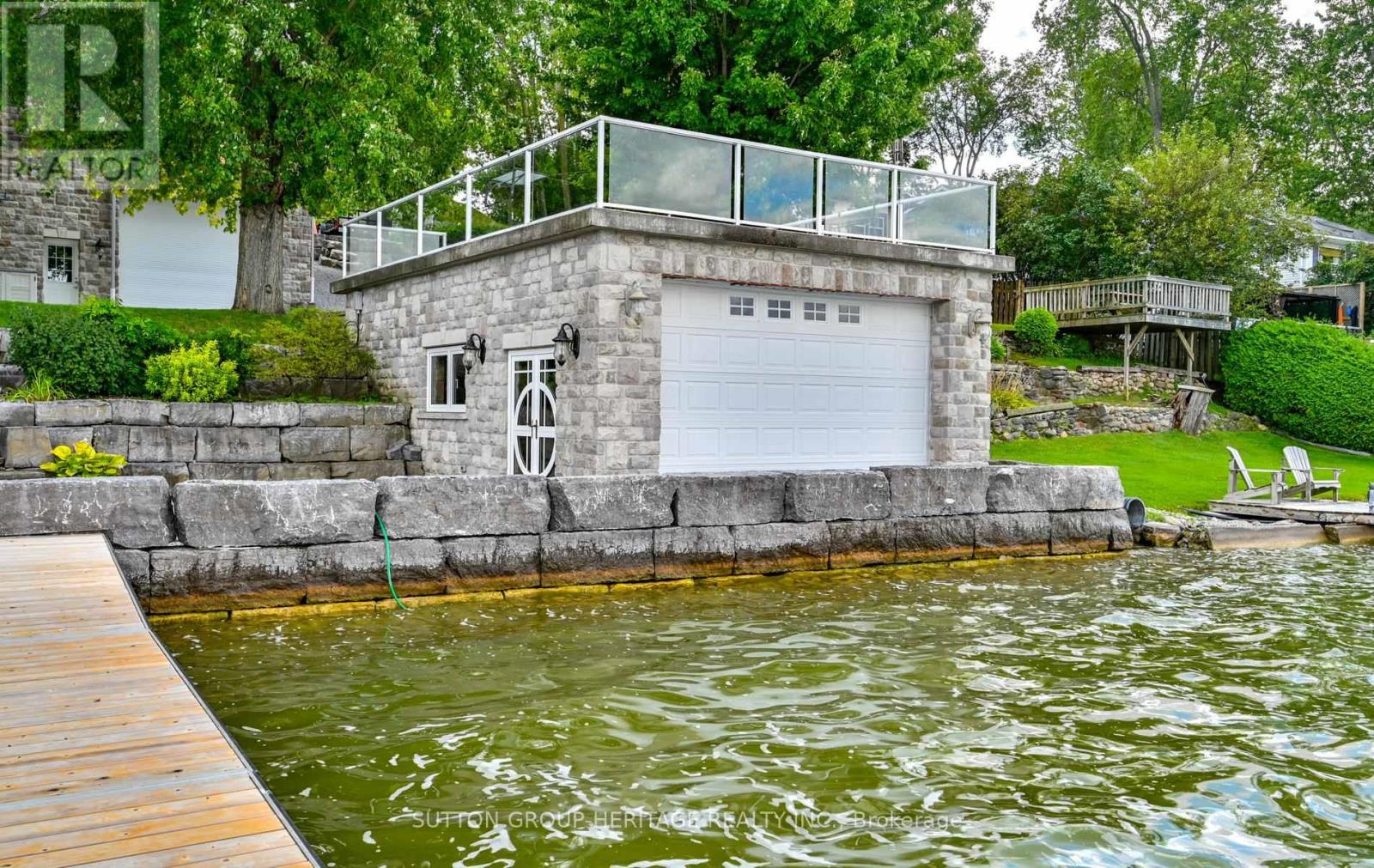 62 Lakeside Beach Road Property Photo 33