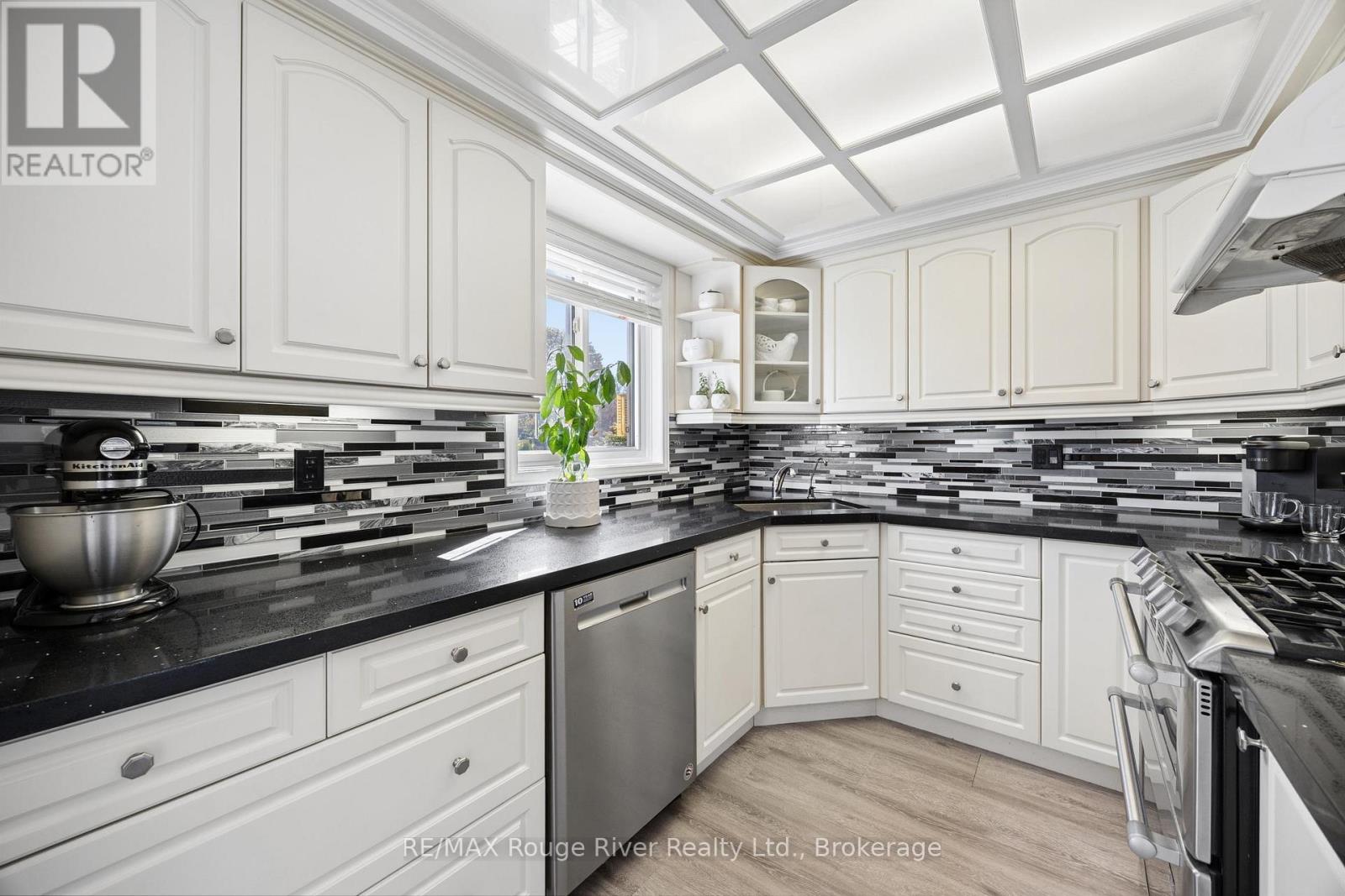 263 Glen Hill Drive Property Photo 13