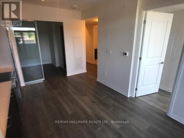 324 - 2301 Danforth Avenue Property Photo 9