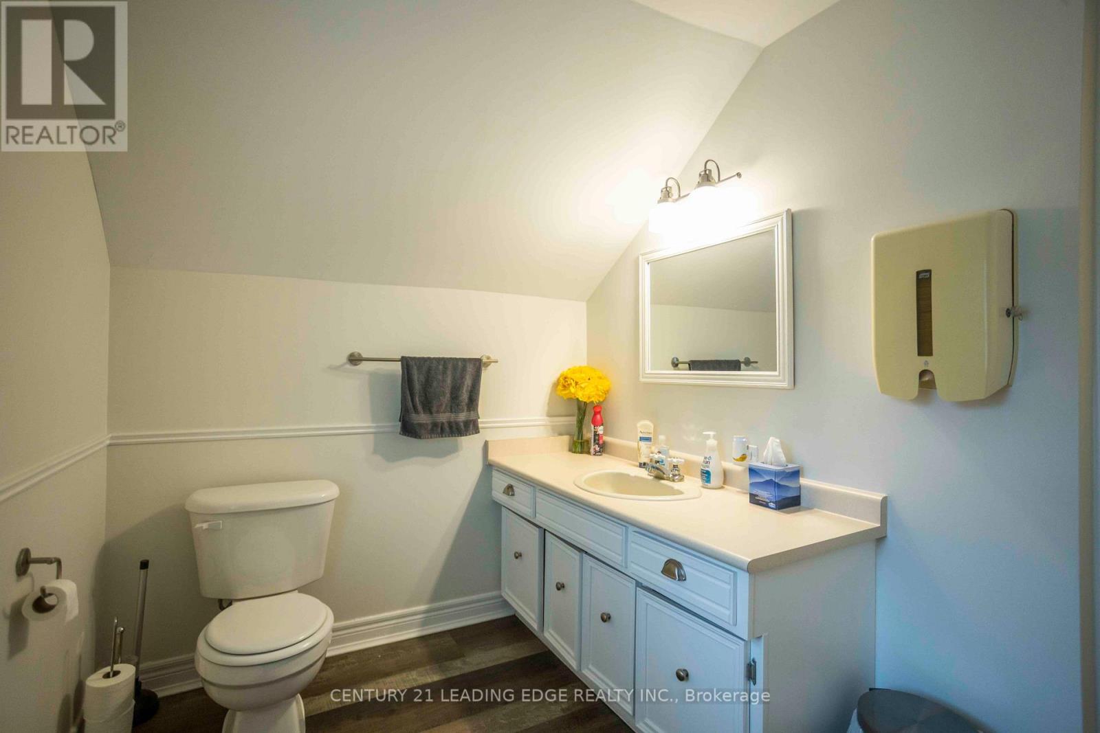 20 Baldwin Street Property Photo 10