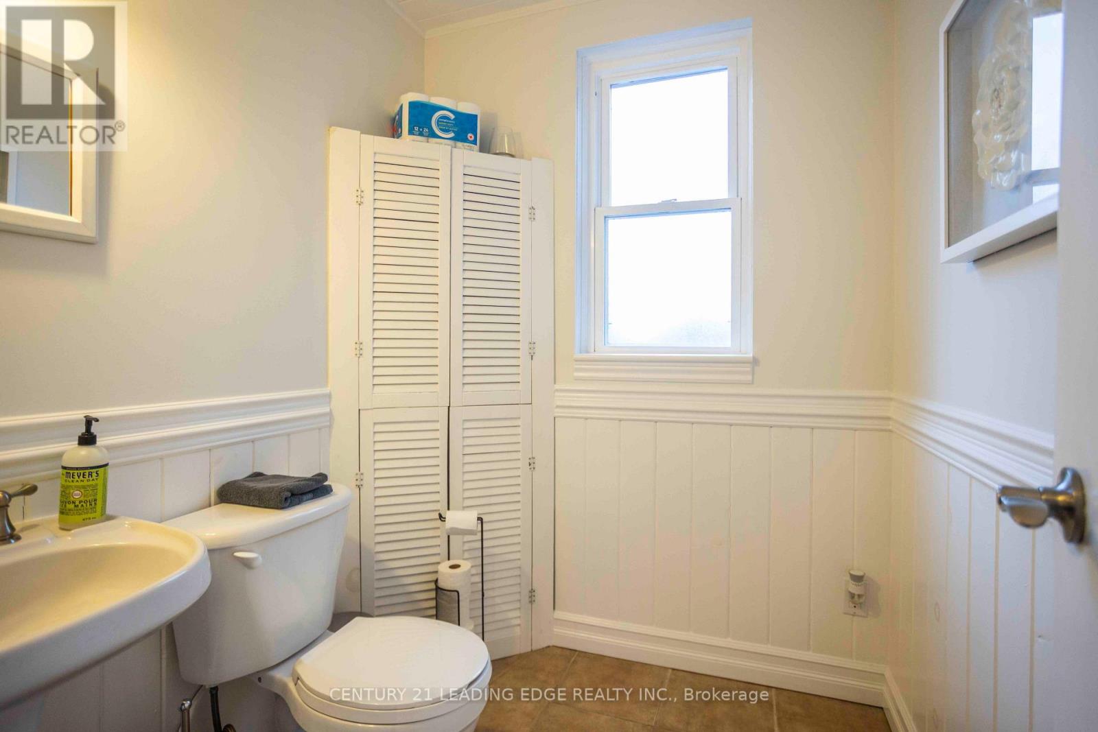 20 Baldwin Street Property Photo 11