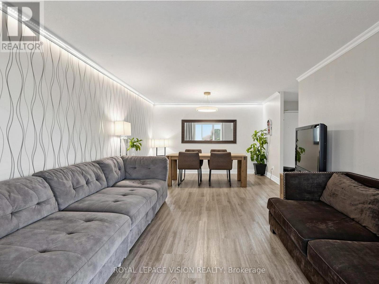419 - 11753 SHEPPARD AVENUE E