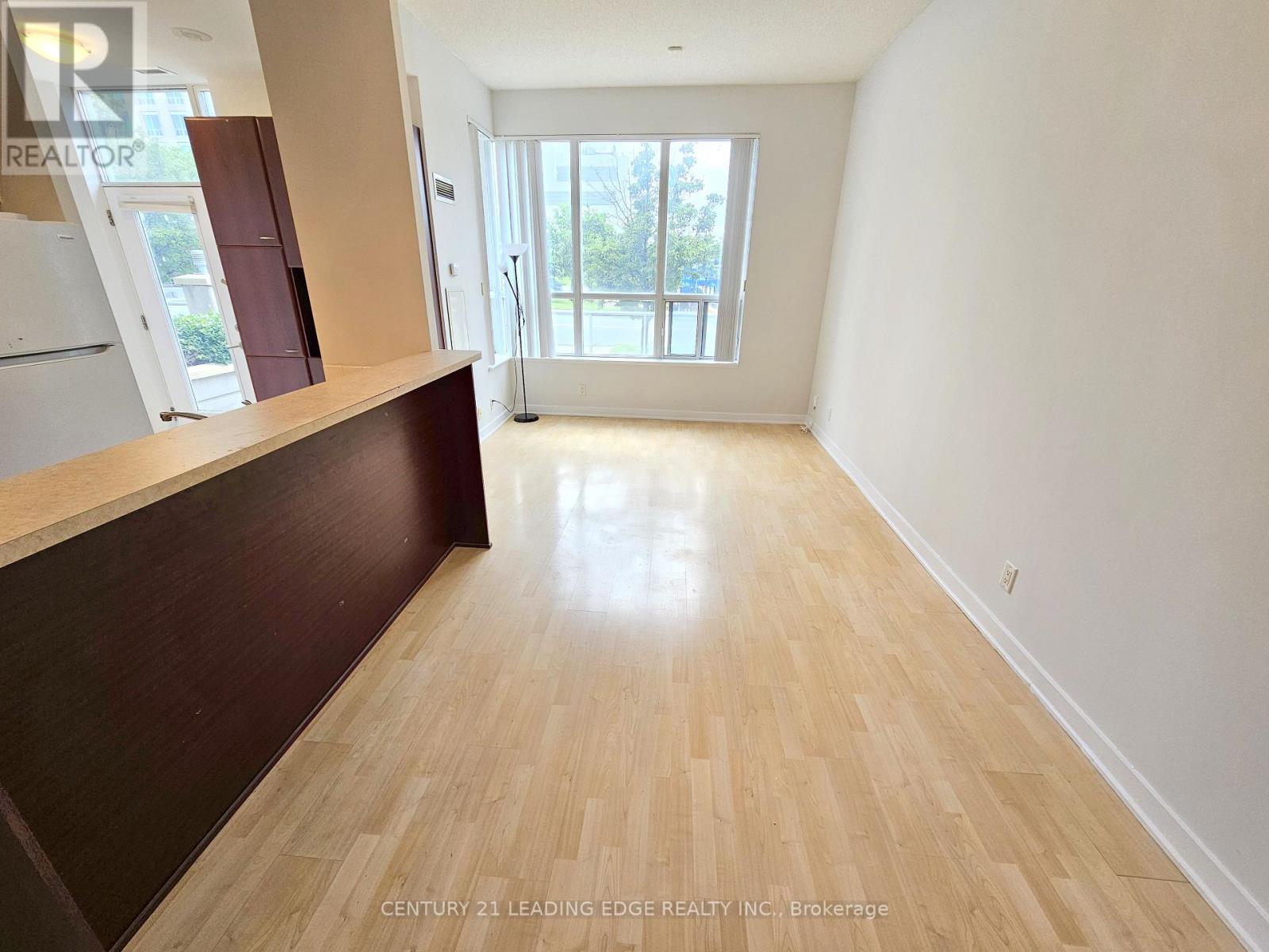 Th120 - 38 Lee Centre Drive Property Photo 14
