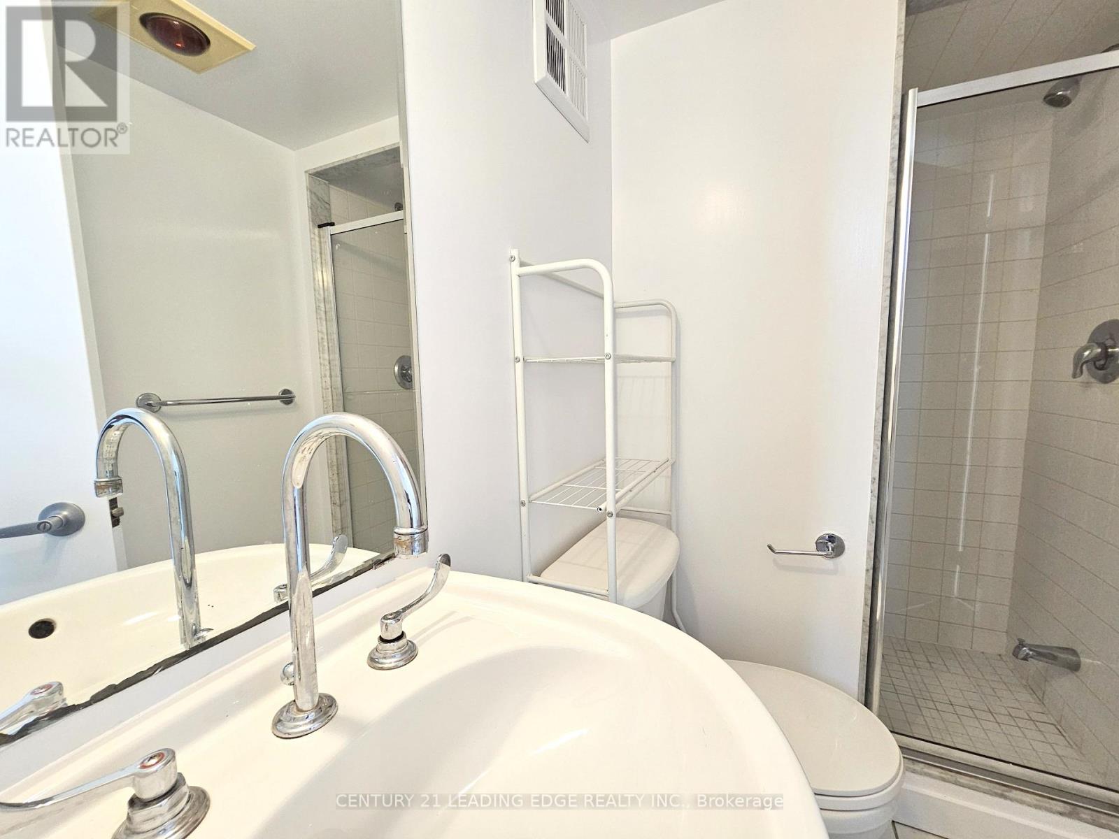 Th120 - 38 Lee Centre Drive Property Photo 23