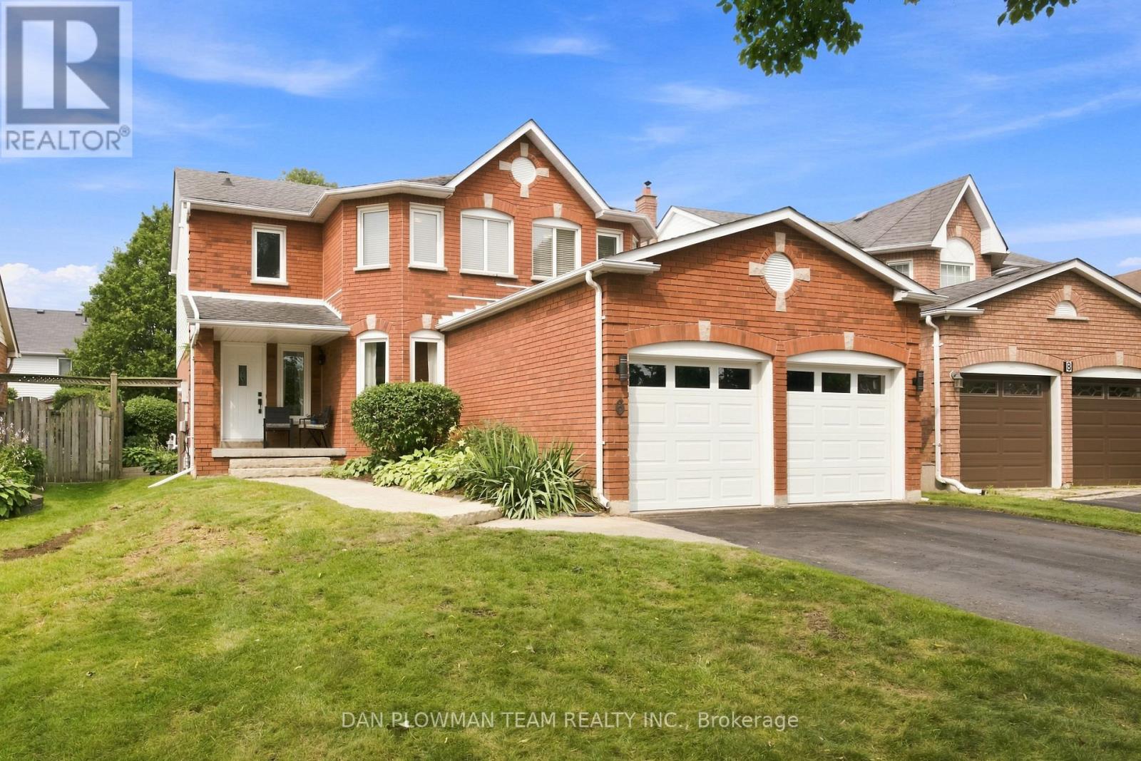 6 SADDLEBROOK COURT