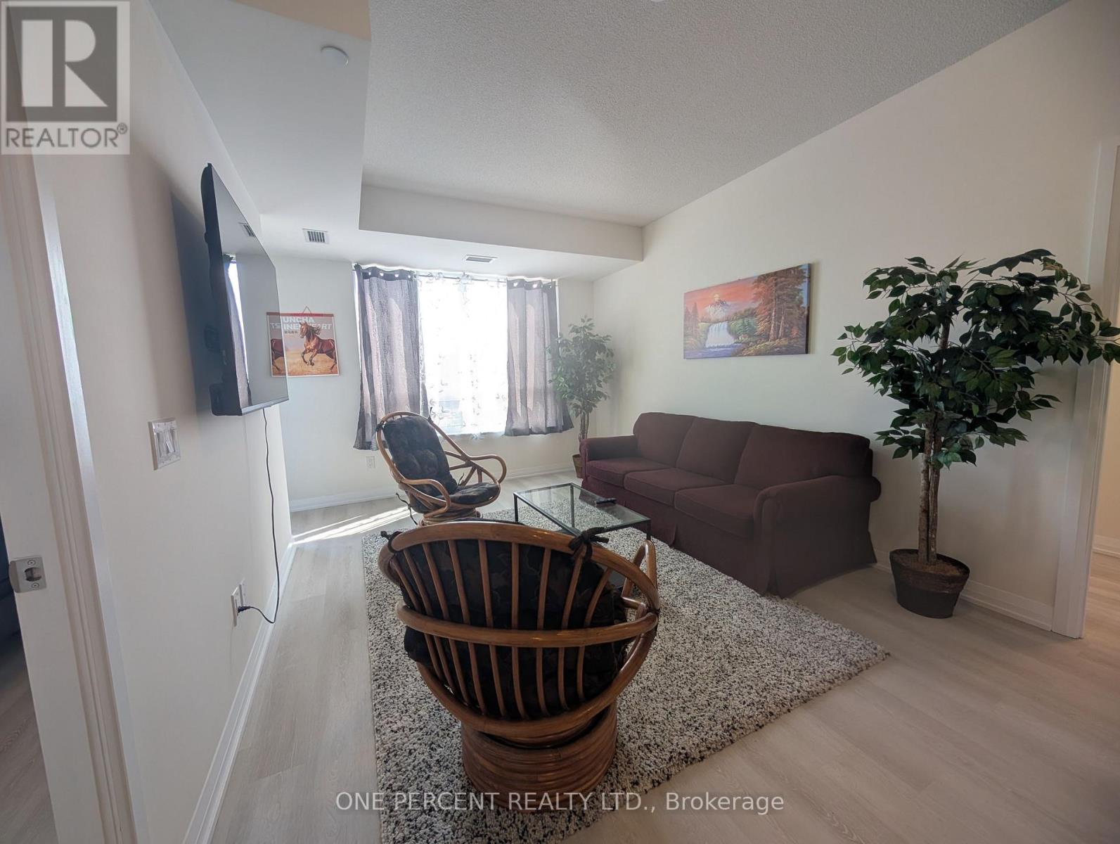 731 - 3270 Sheppard Ave E Avenue Property Photo 1